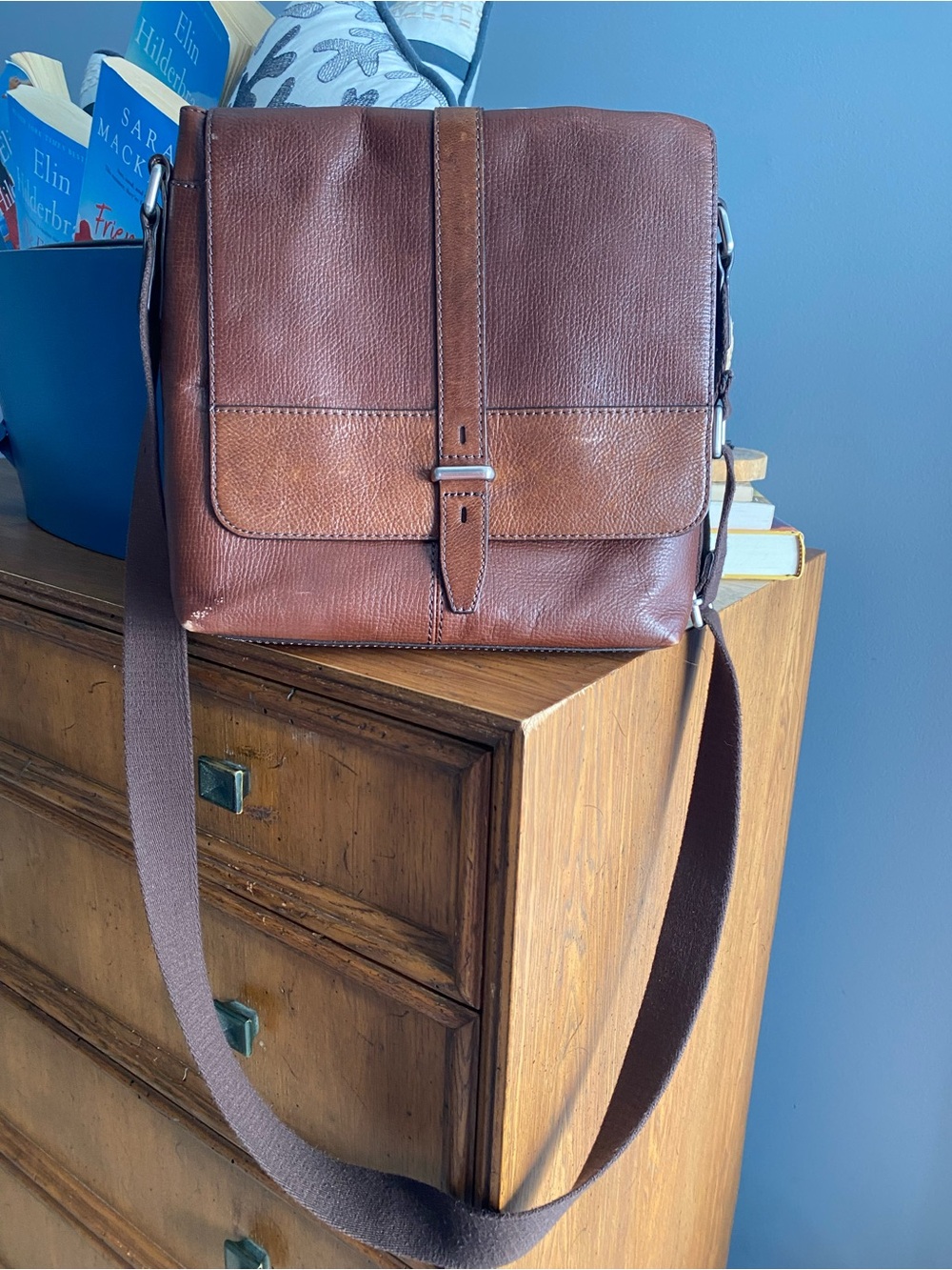Fossil Brown Leather Messenger Bag with Adjustable Strap